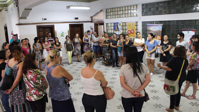 Professores se reuniram após o ato