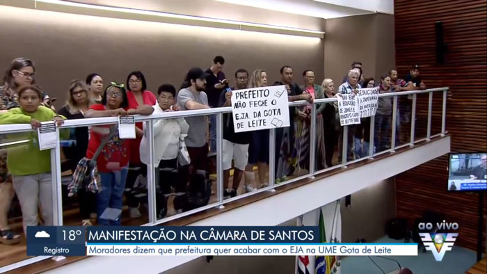 Imagem da reportagem da TV Tribuna ao vivo na Câmara dos Vereadores